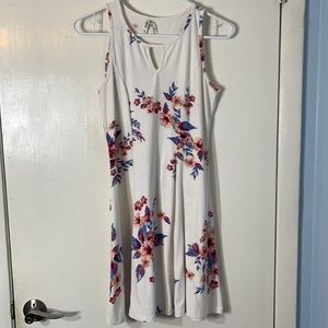 Mudd White Floral Dress Sz M